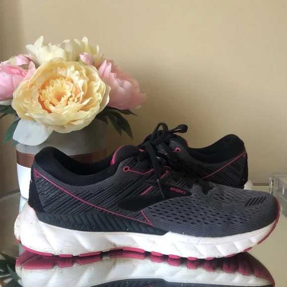 Brooks Women's Adrenaline GTS 19 Running Shoe, Black/Ebony/Pink - Picture 3 of 10